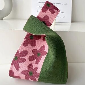 Heavy Woven Knit Flower Pattern Tote Purse Bag Japanese Knot  Closure Style